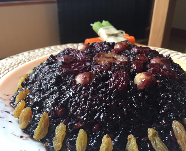 新春大吉紫糯米八宝饭的做法