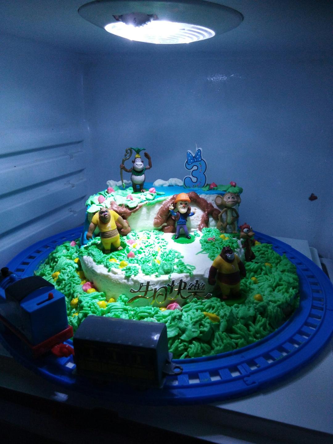 小猪佩琦和托马斯小火车