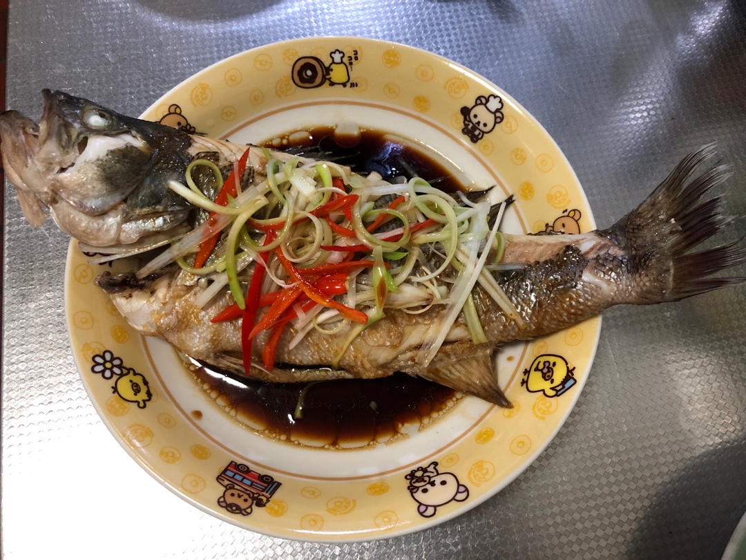 清蒸鲈鱼