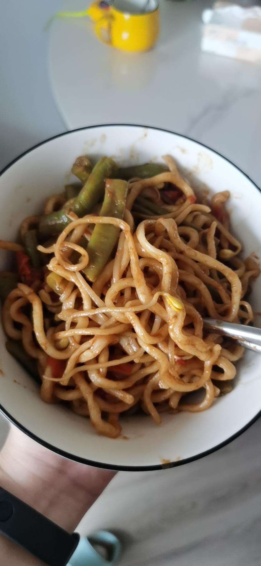 西红柿豆角焖面