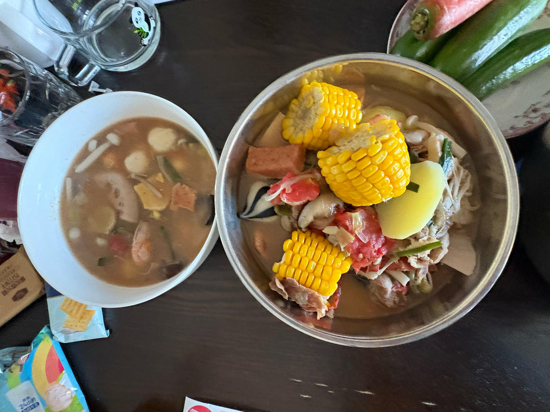 不用火锅底料也鲜美好吃的家庭版清汤锅底