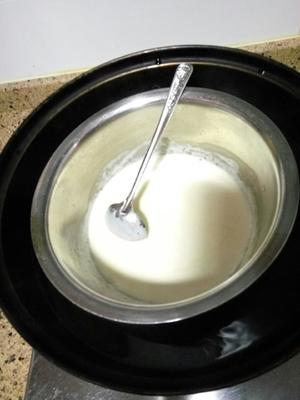 无敌好吃的酸奶的做法 步骤2