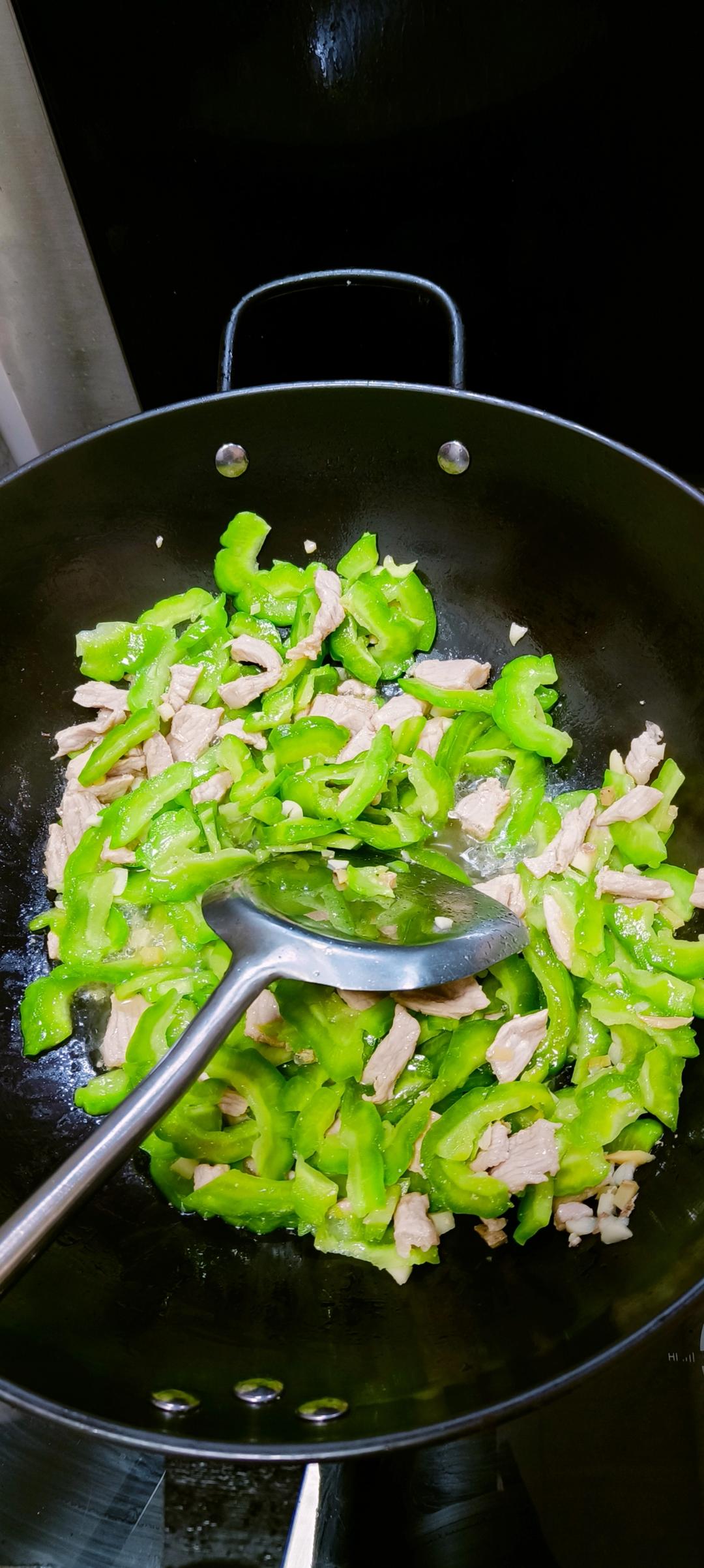 苦瓜炒肉