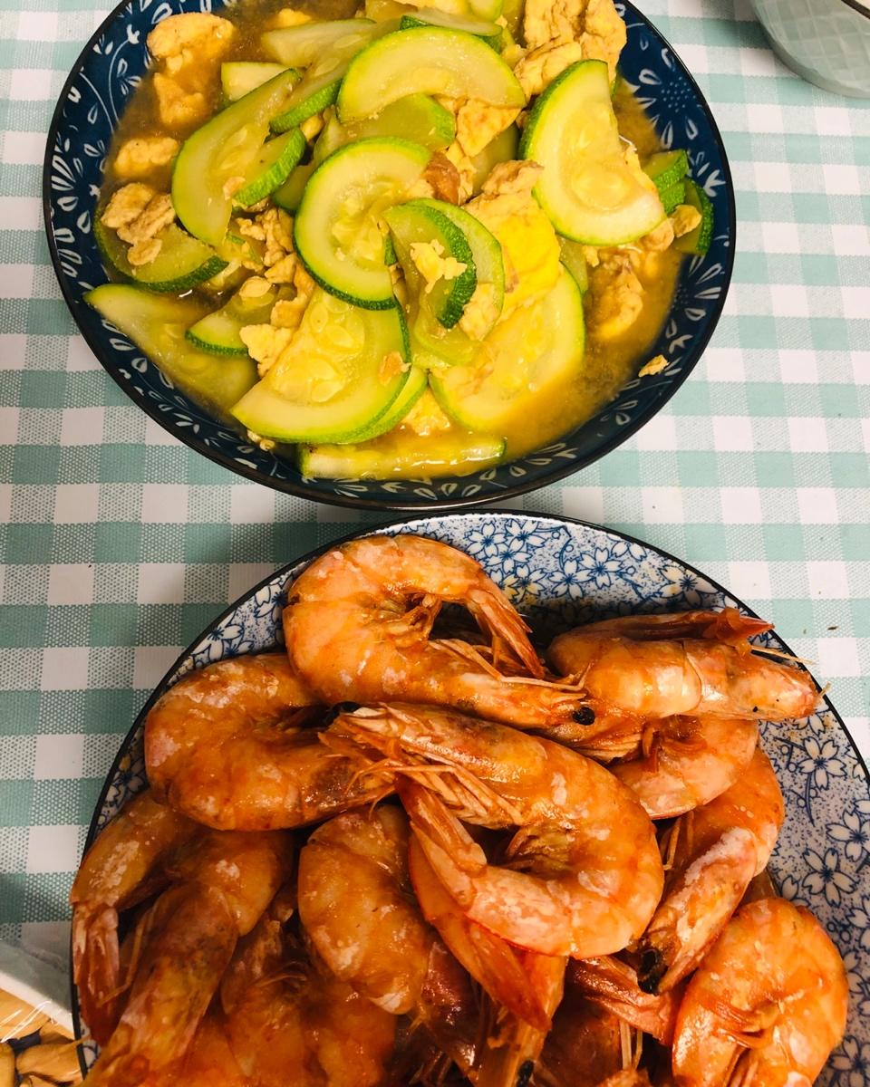 西葫芦炒鸡蛋