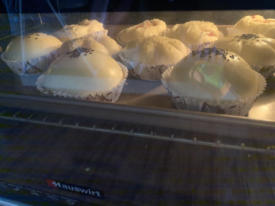 软噗噗的香芋小包