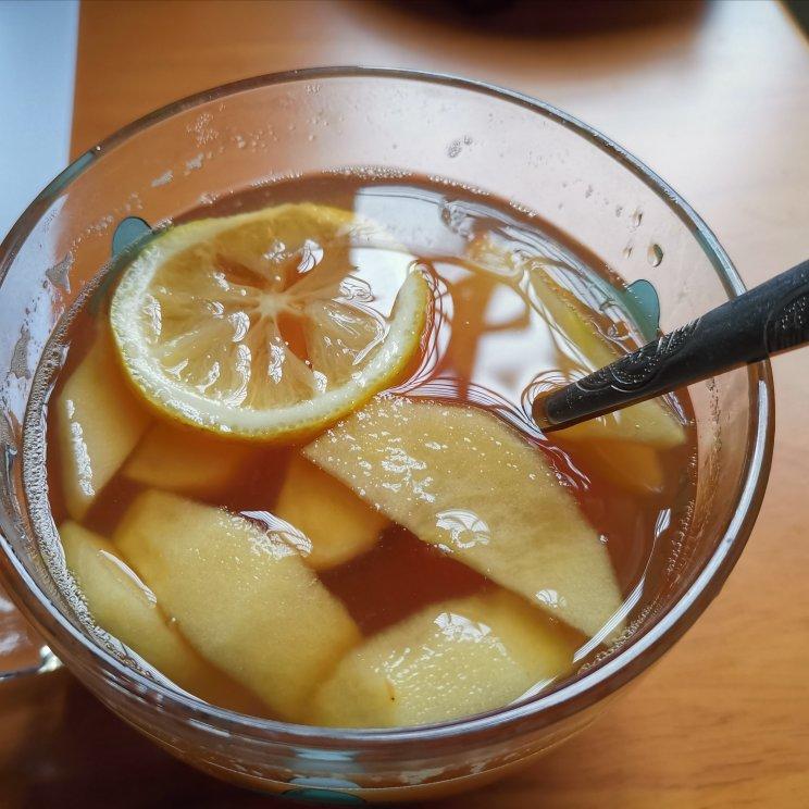 台风天要喝暖心水果茶【柠香苹果红茶饮】