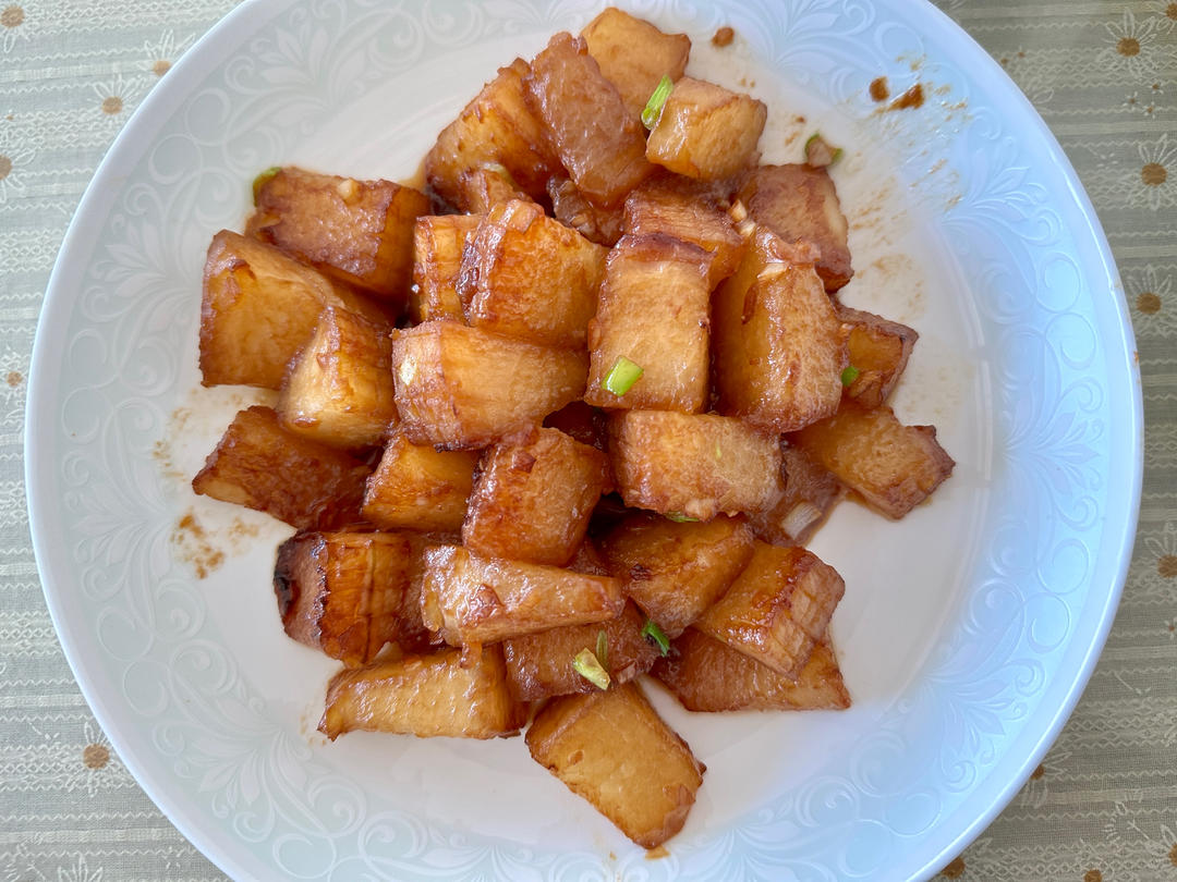 红烧冬瓜最完美做法，不加一滴水，瞬间秒杀红烧肉
