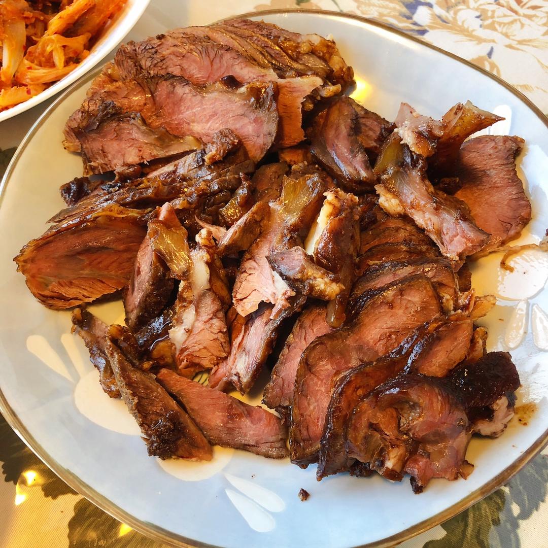 卤牛肉