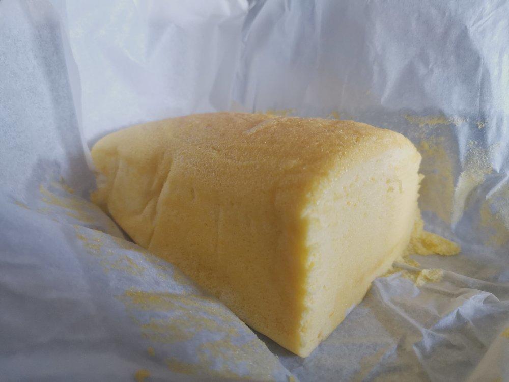 堪比柯基屁股
爆浆芝士🧀古早蛋糕