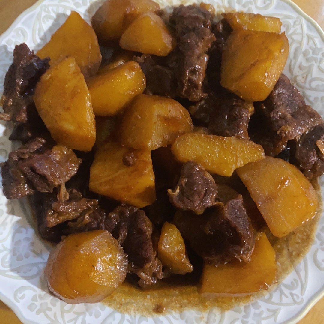 广式焖牛腩