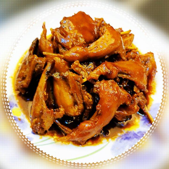 红烧鹌鹑