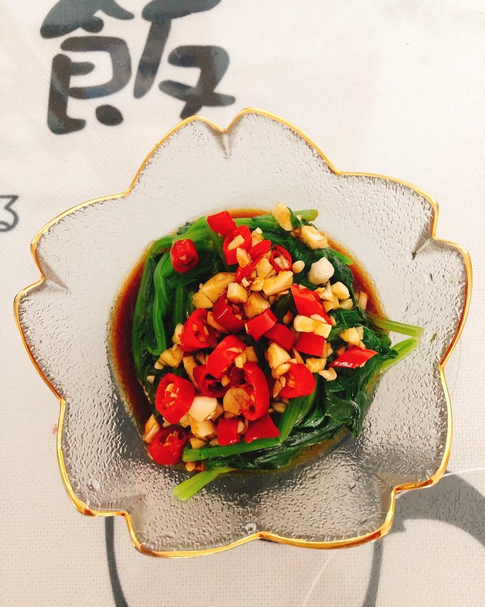 凉拌菠菜