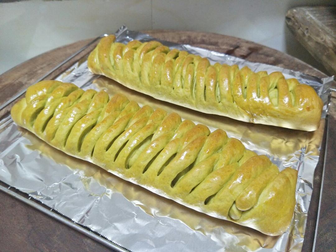 抹茶红豆面包