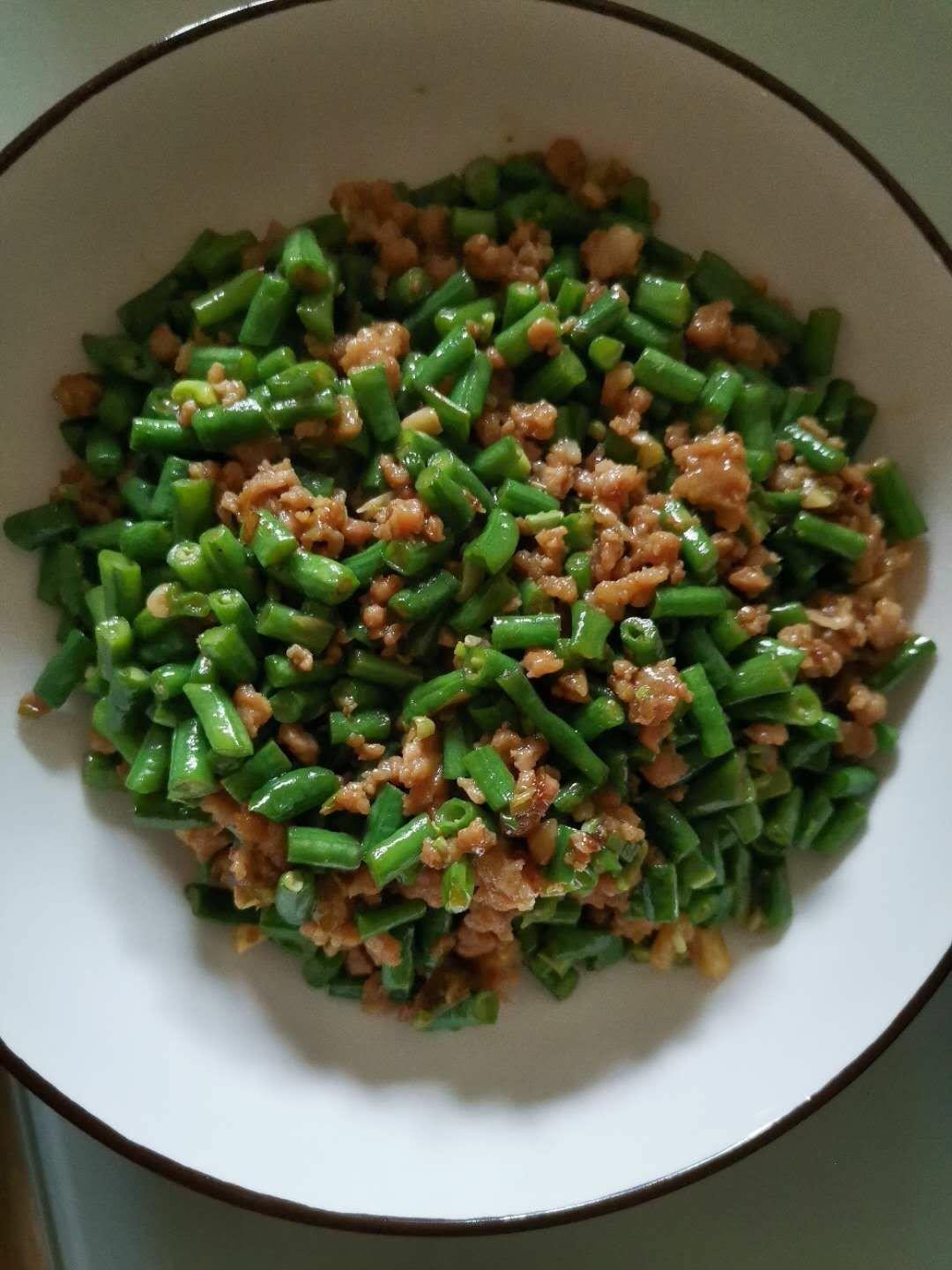 肉沫豆角下饭菜