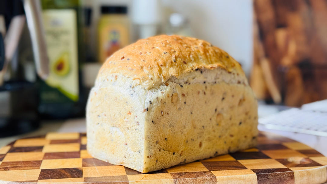 英式脆皮吐司2.0--多谷物主食吐司