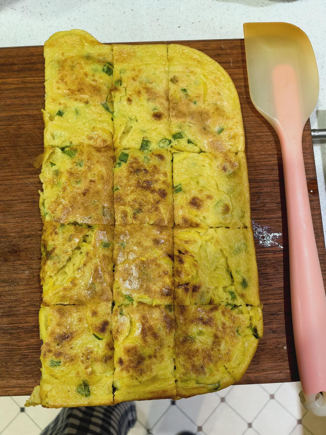 胡萝卜葱花鸡蛋饼