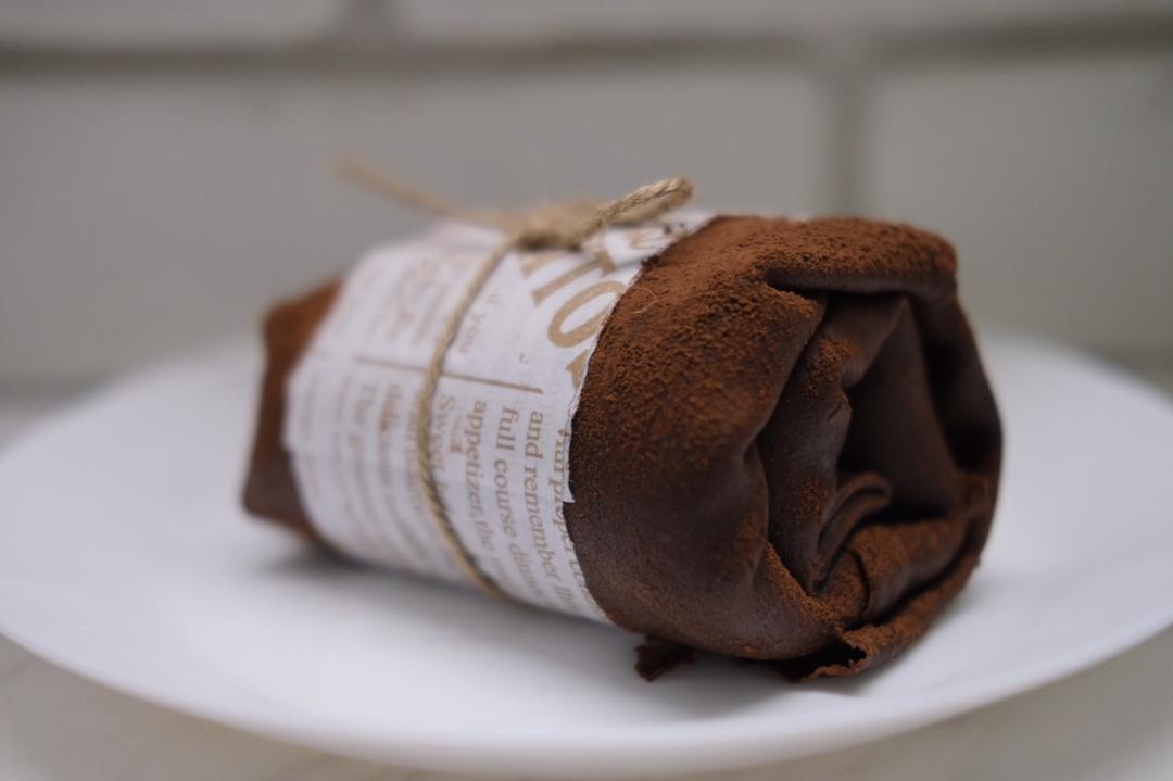 简单的千层卷，好吃到爆的巧克力毛巾卷，让烤箱休假的巧克力卷