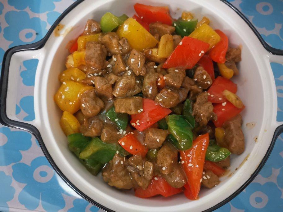 彩椒牛肉粒