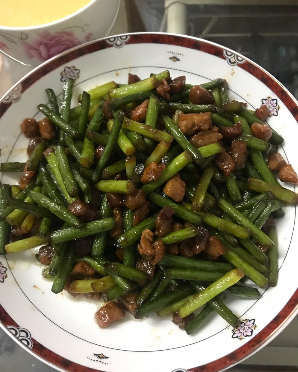 蒜薹炒肉