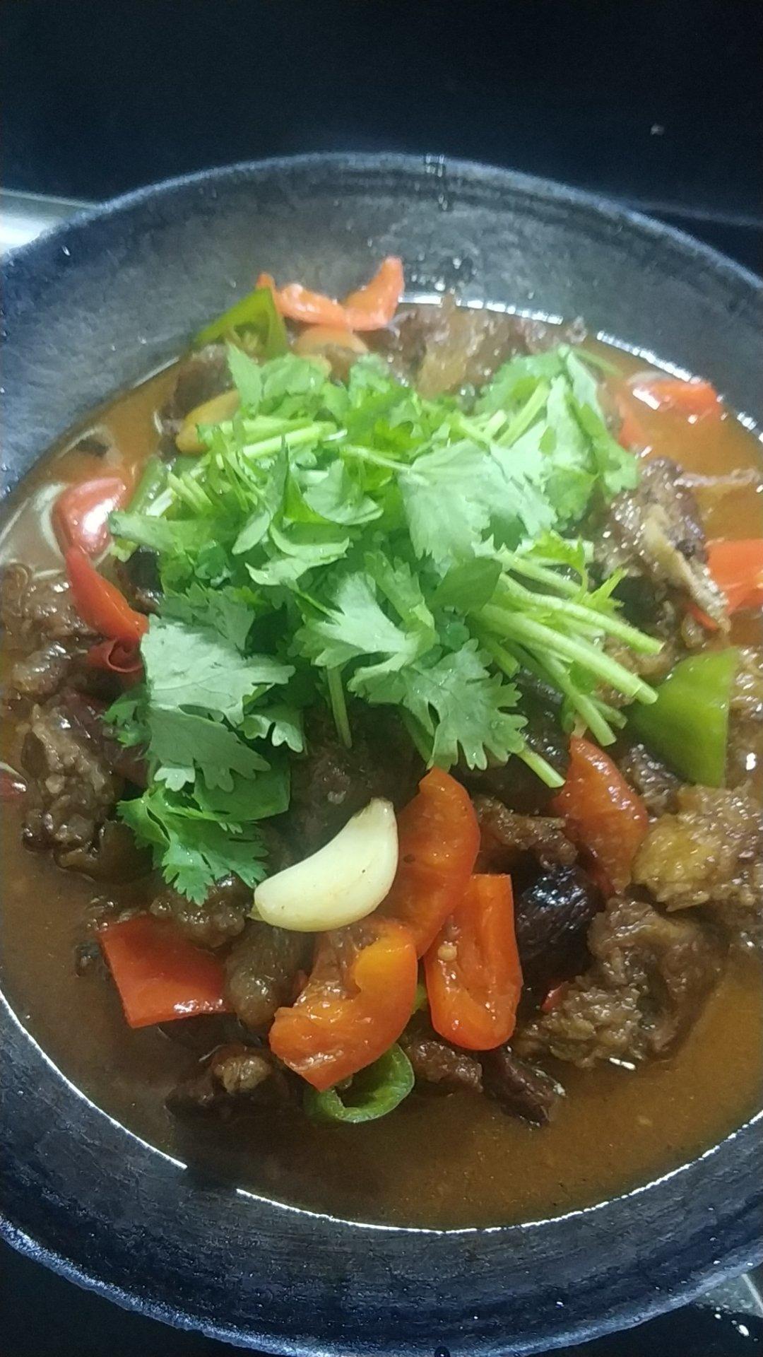 筋头巴脑