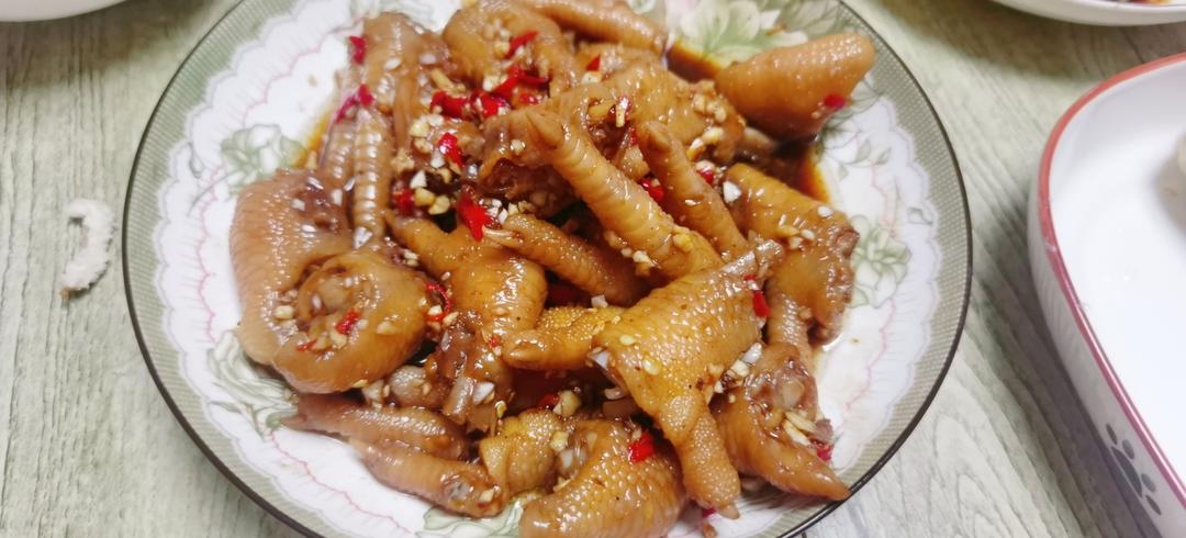 卖了十几年鸡爪的阿姨教我做的蒜香鸡爪