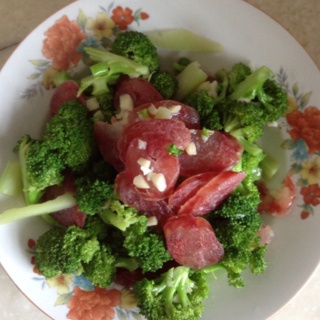 腊肠西兰花小炒