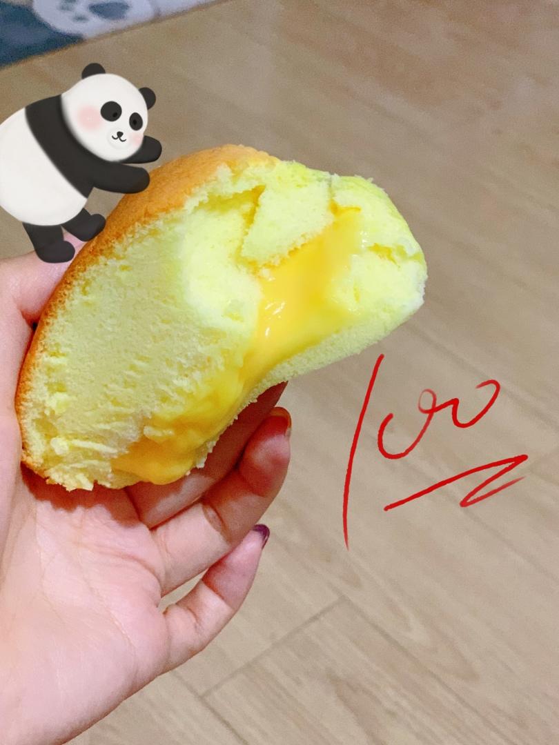 堪比柯基屁股
爆浆芝士🧀古早蛋糕