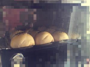 香肠小面包的做法 步骤4