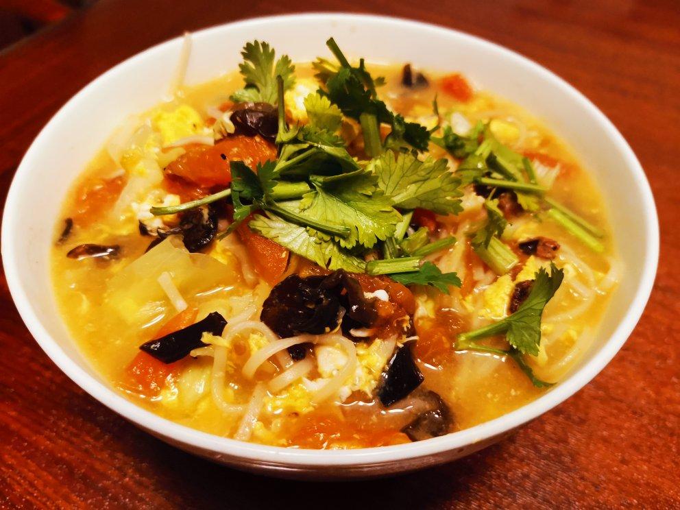 聊个天做道菜005任芸丽的西红柿汤面