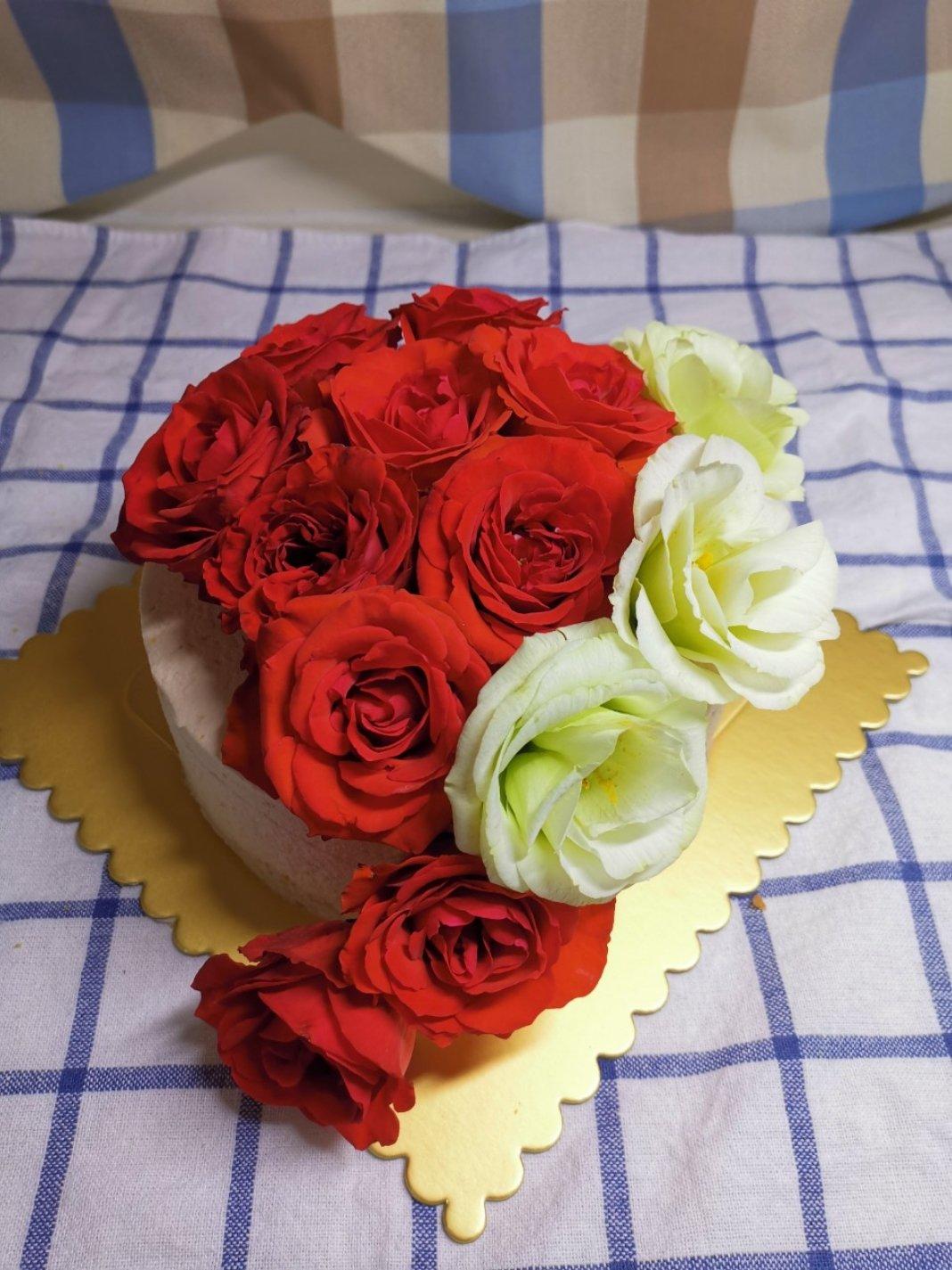 《Tinrry+》草莓奶油蛋糕（8寸配方）