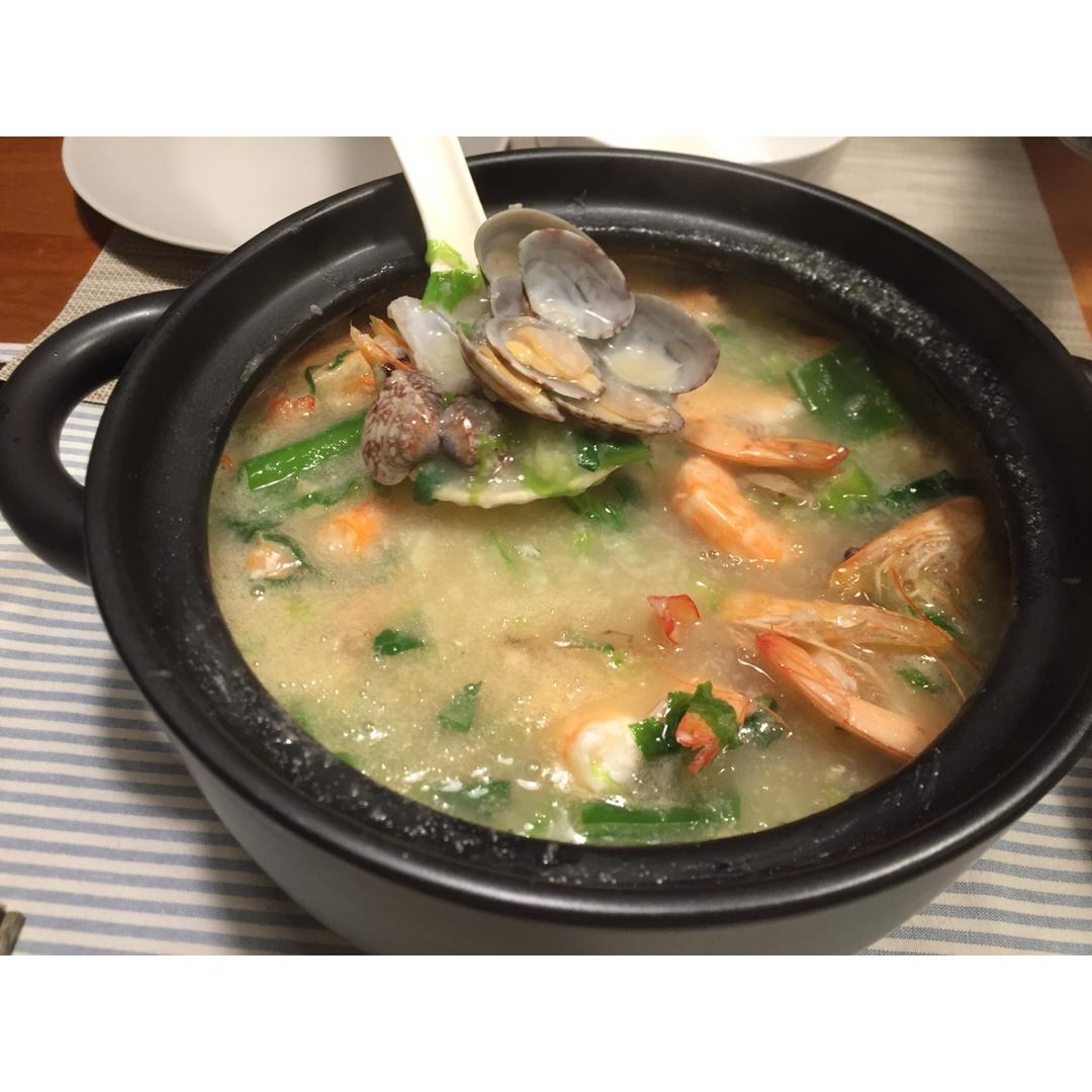 云北欧做的海鲜粥(潮汕砂锅粥)