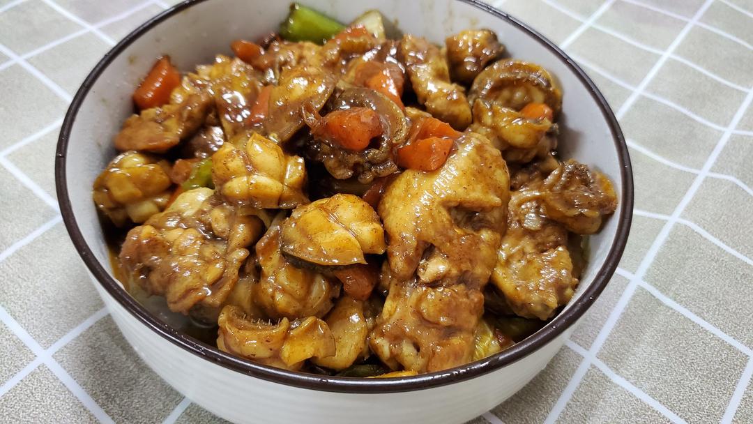 鲍鱼鸡煲
