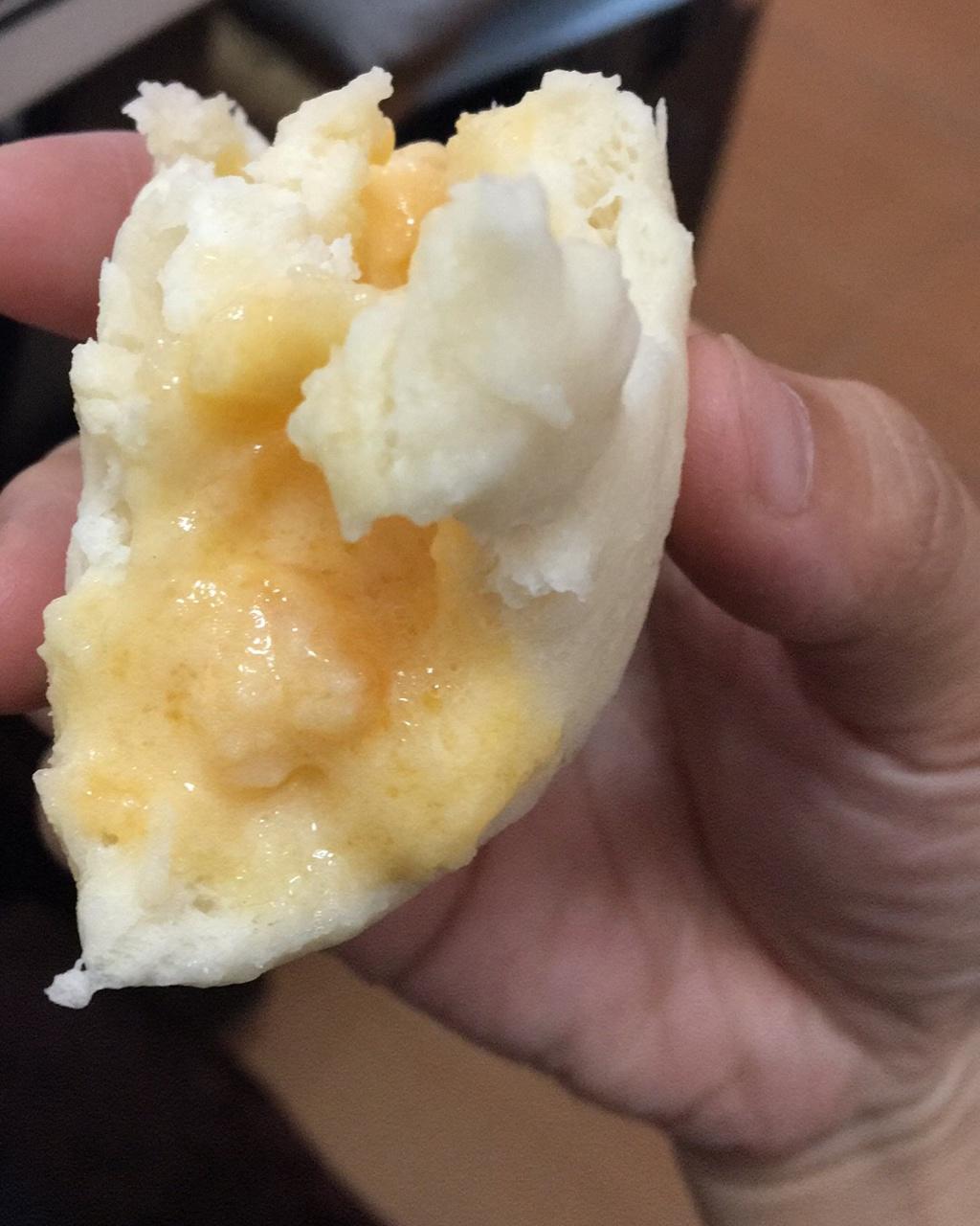 "艳遇" 猪猪流沙包