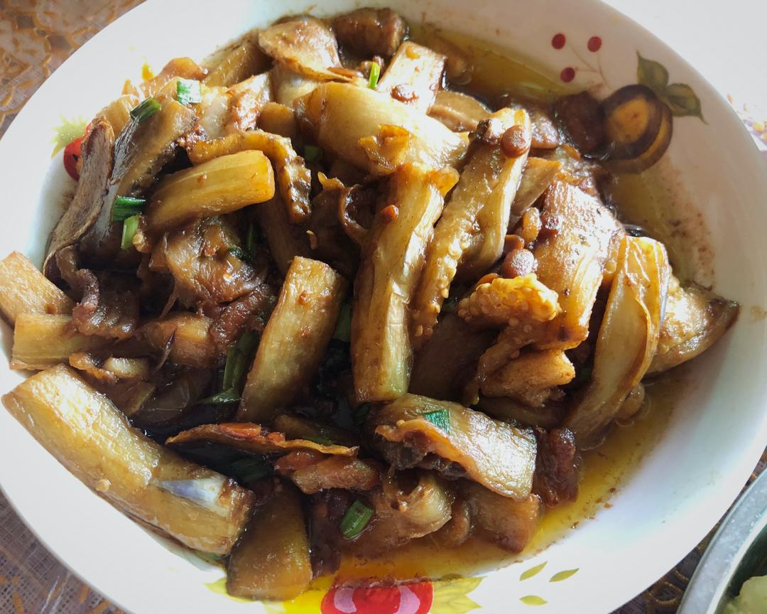 花肉炒茄子 过油版 的做法步骤图 Yanyancheng 下厨房