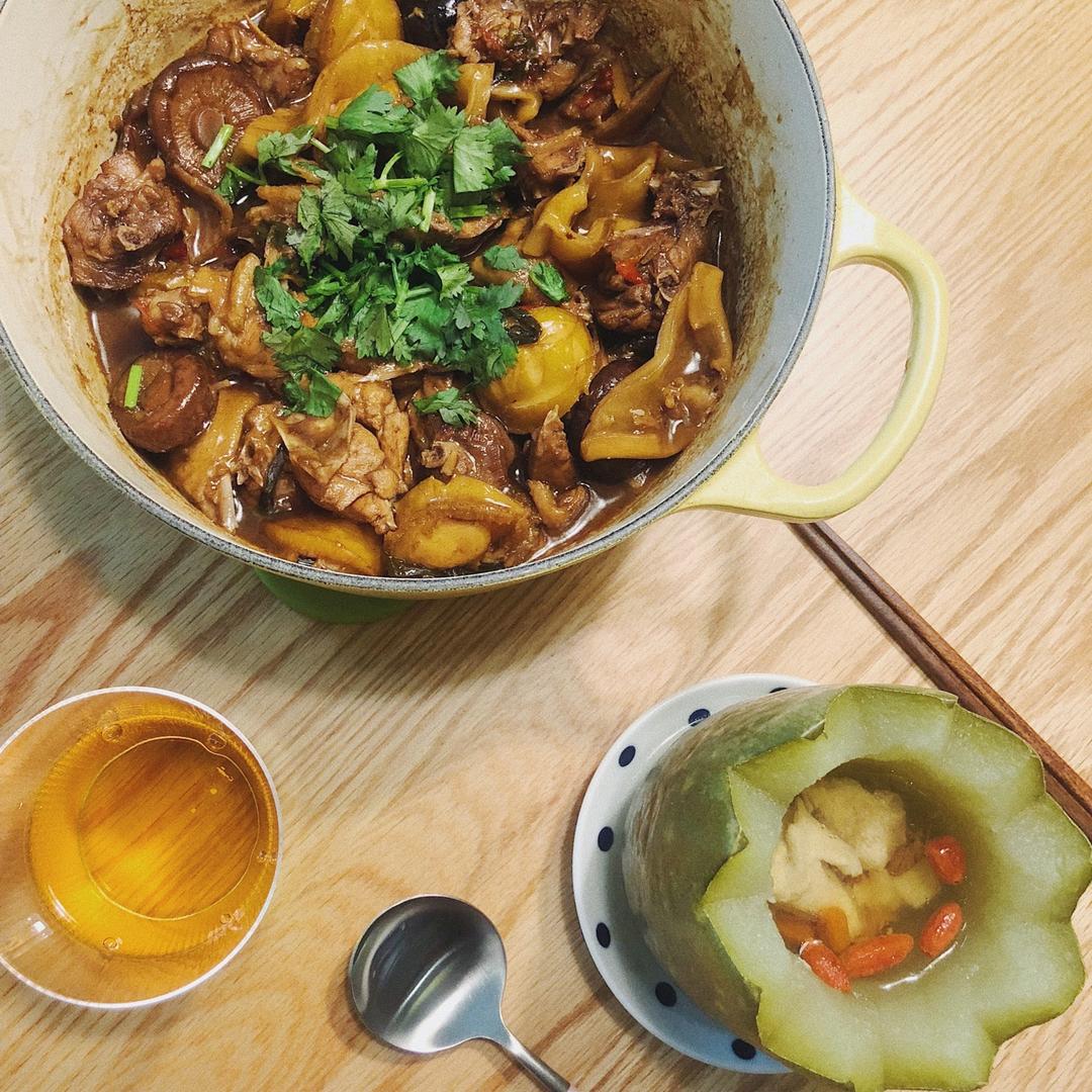 鲍鱼鸡煲