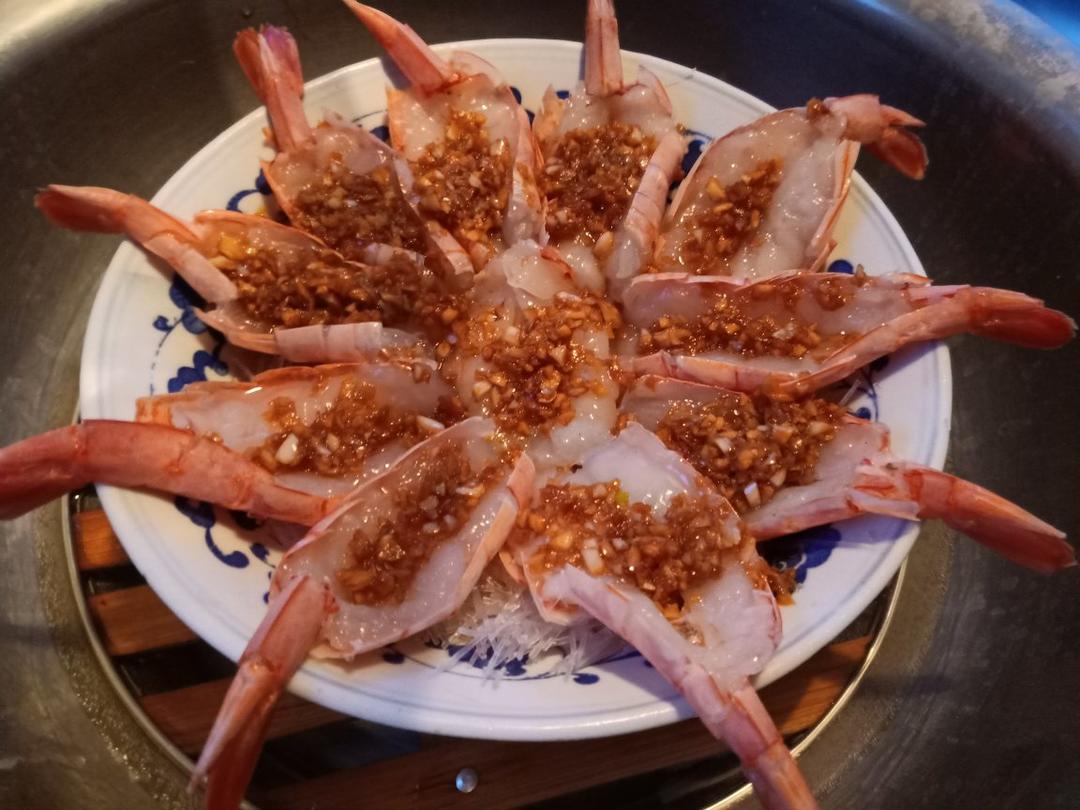 最美年夜饭-🌺花开富贵🦐（蒜蓉粉丝开背虾）