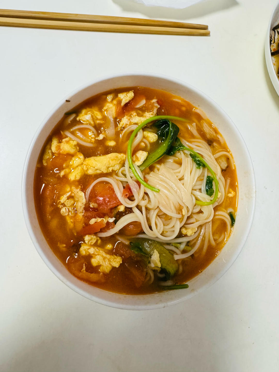 十分钟搞定的「西红柿鸡蛋汤面」