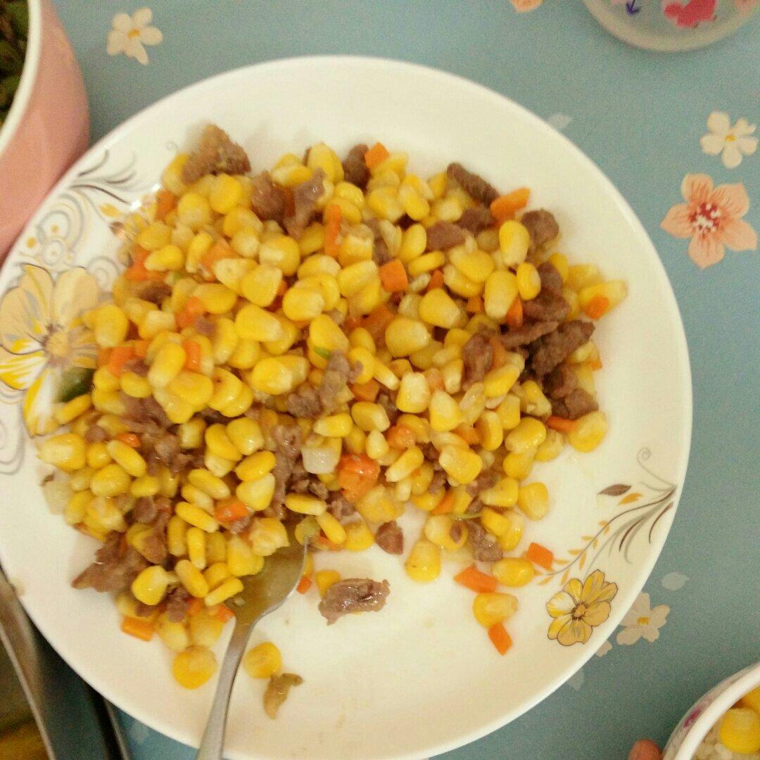 玉米胡萝卜炒肉沬