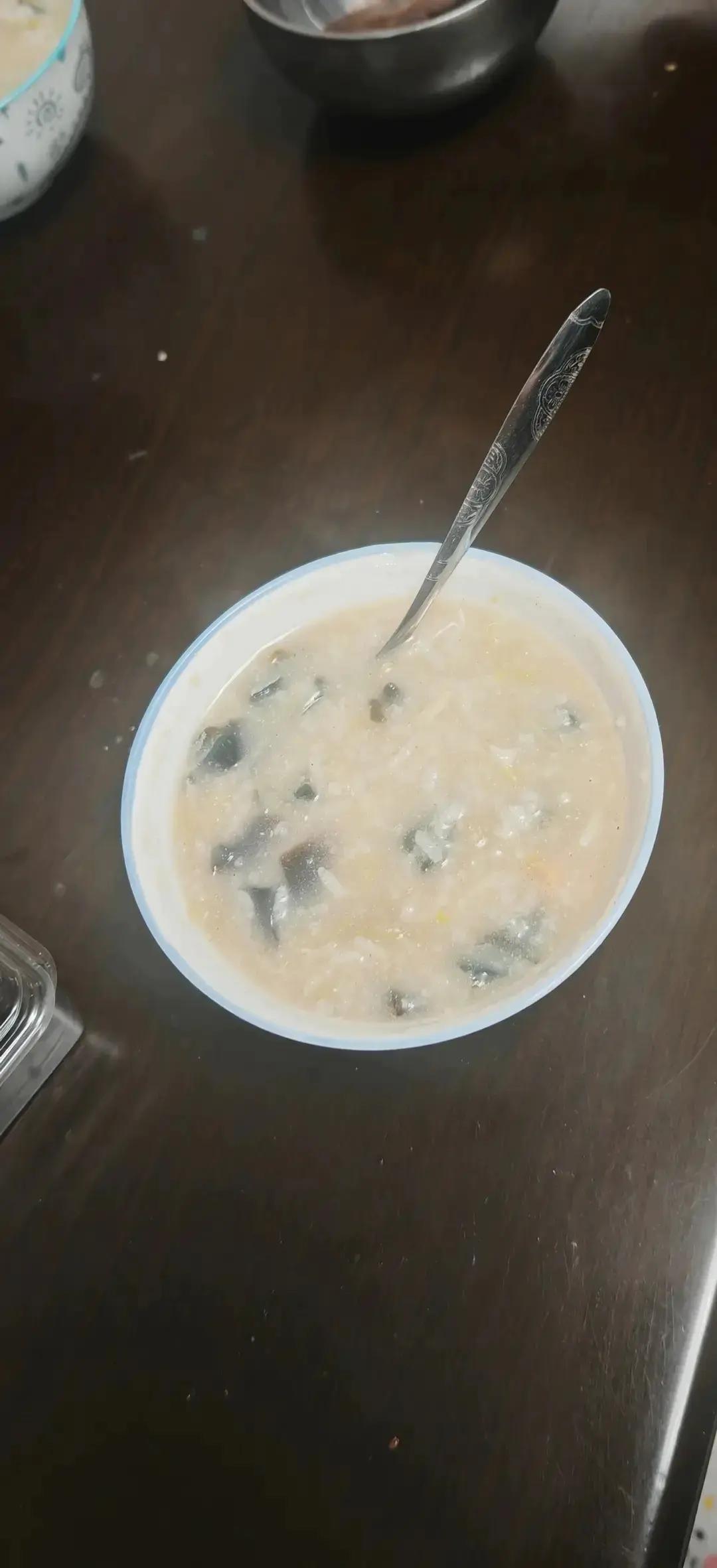 十五分钟快手之香滑皮蛋瘦肉粥(附五分钟电饭煲电压力锅更快捷方法)