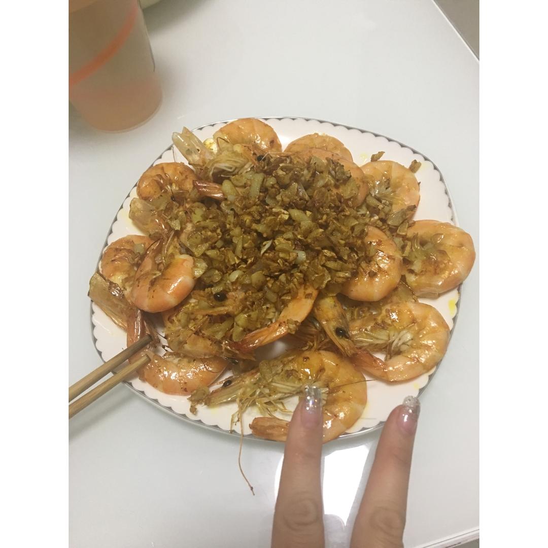 蒜香煎虾，够味儿！还能帮你减脂增肌！