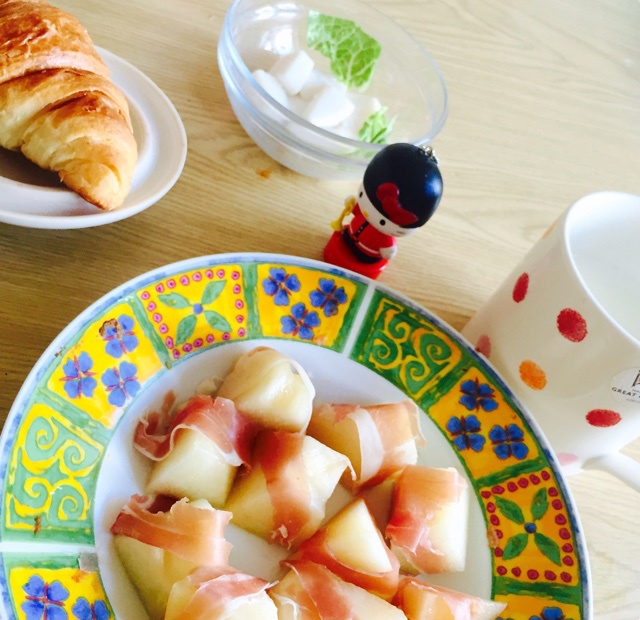 生火腿佐蜜瓜prosciutto crudo con melone