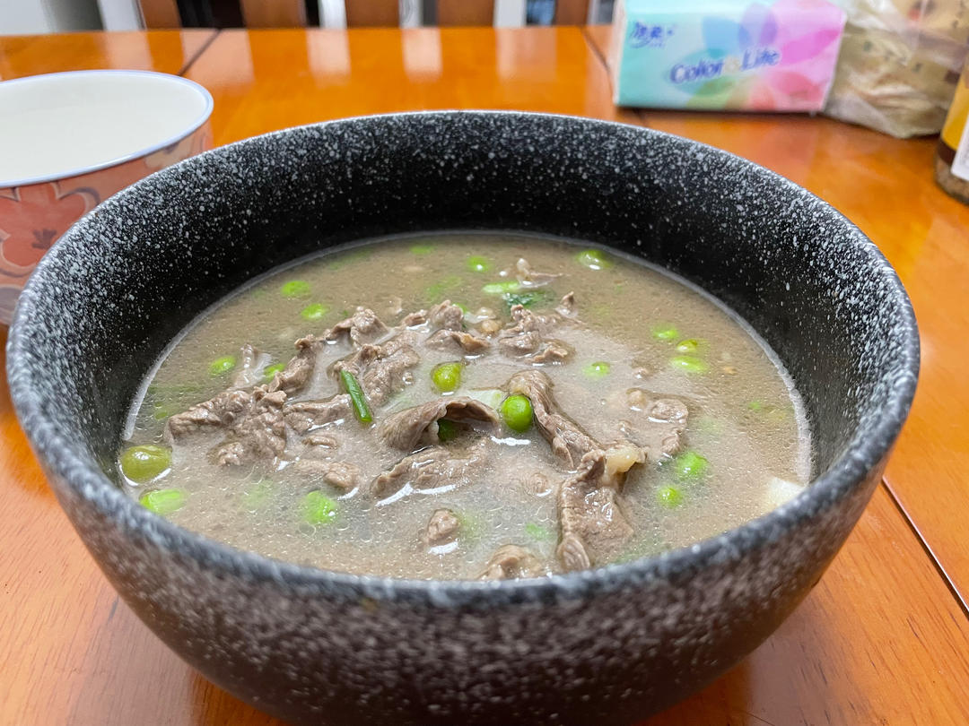 不喝一定后悔的鲜豌豆牛肉汤🥗
