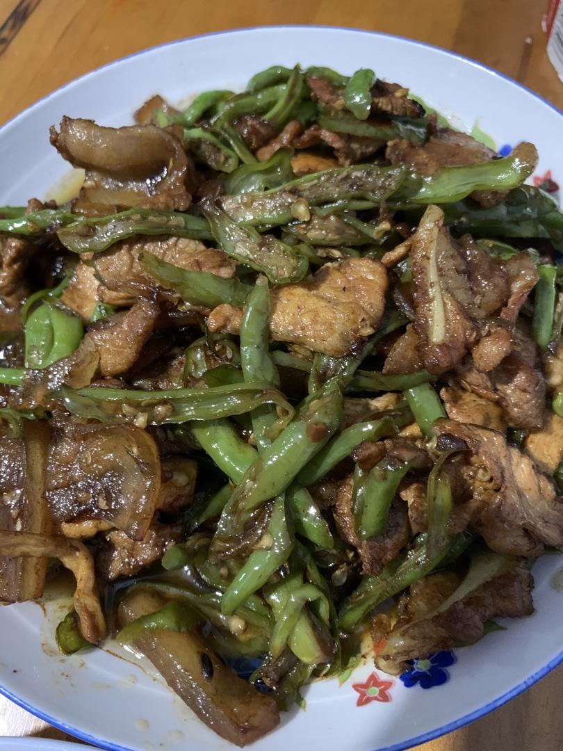 厨师长教你：“小炒肉”的家常做法，家常味很浓郁，先收藏起来