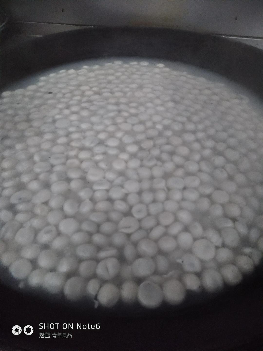黑芝麻汤圆