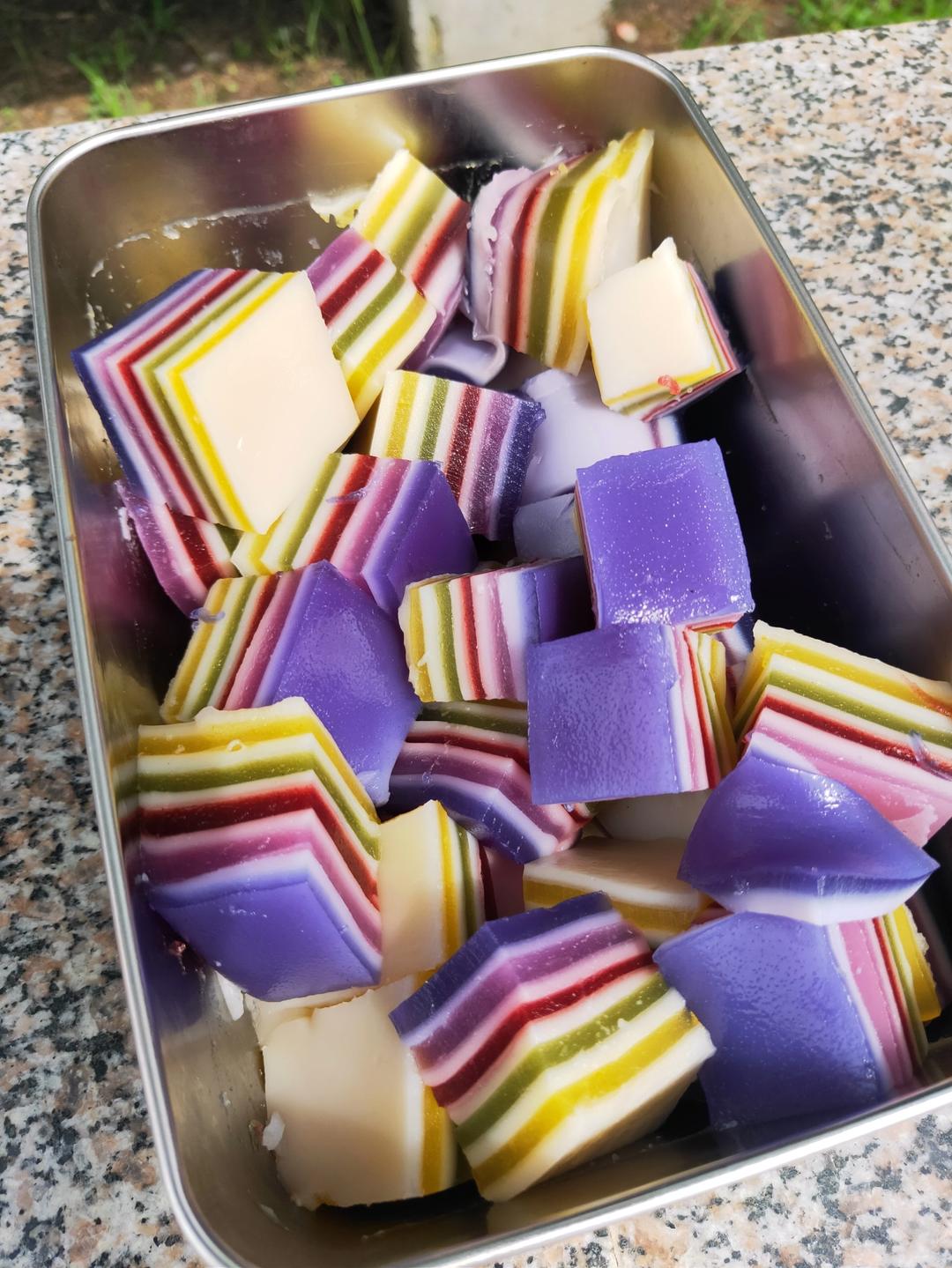 彩虹千层马蹄糕