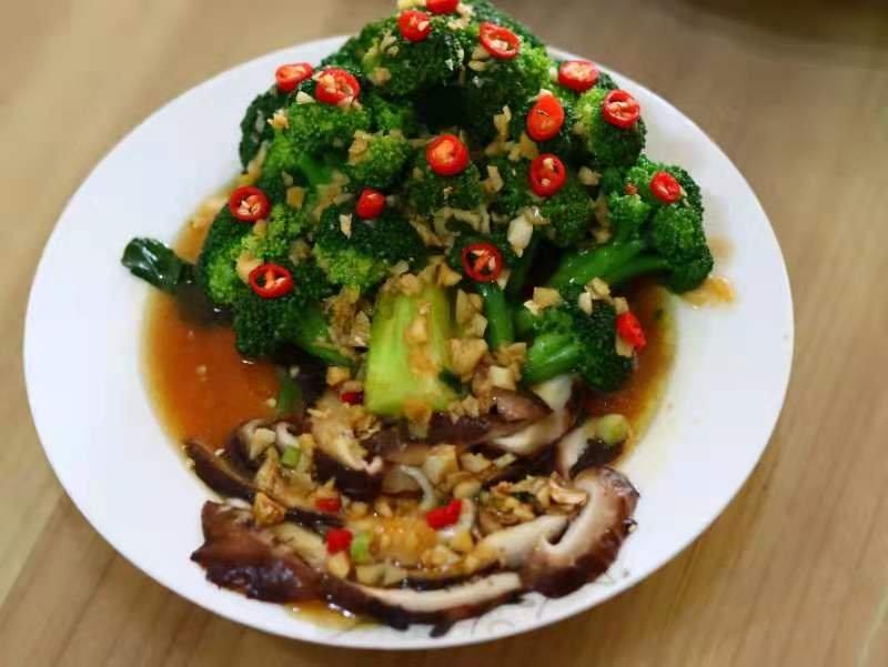 年夜饭：发财树