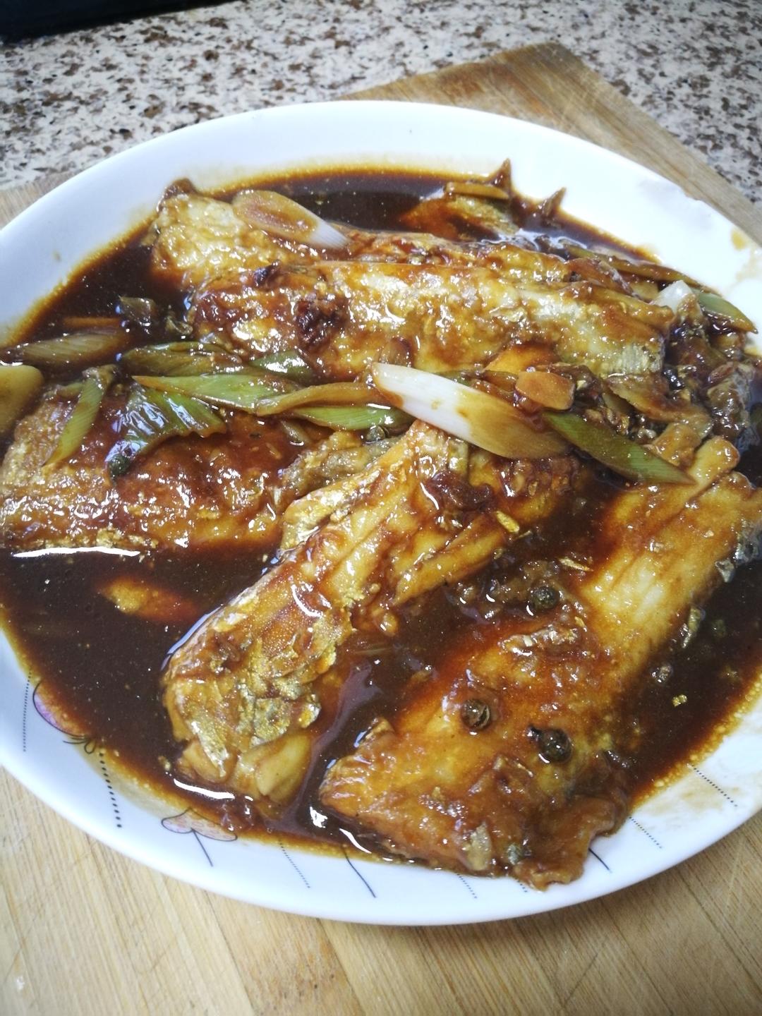 零失误的红烧带鱼，经典家常菜，吃了就忘不掉的味道