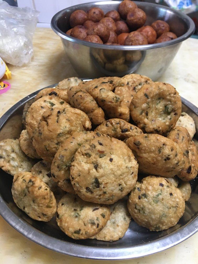 油炸葱饼（葱粄子）半个小时可以搞定好几天的早餐