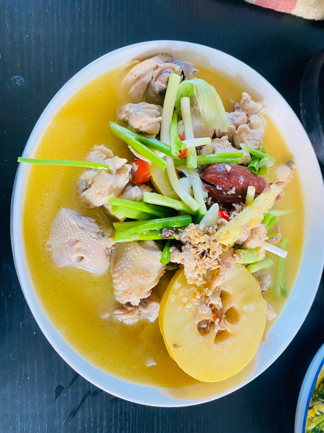 临沧特色：木瓜火腿煮鸡