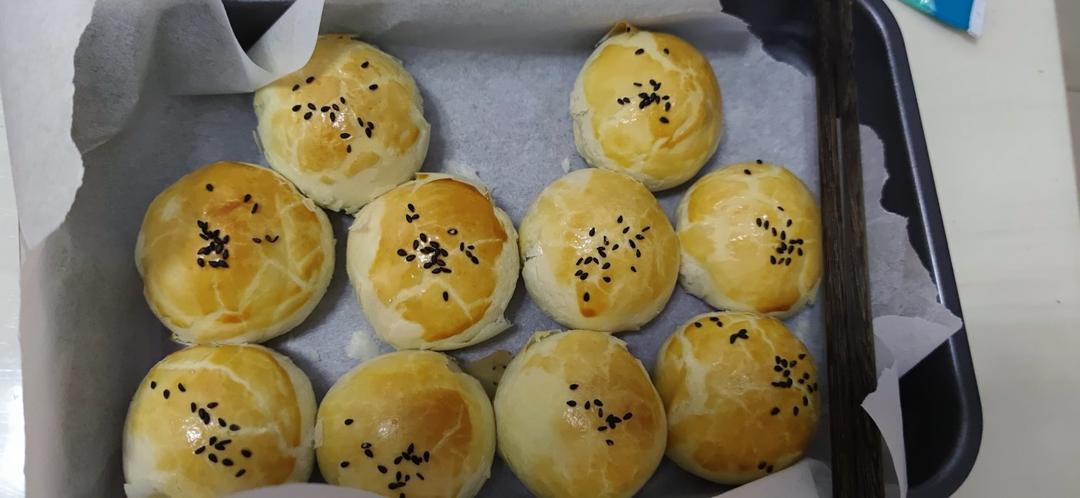 蛋黄酥酥酥（超级奶香黄油版）